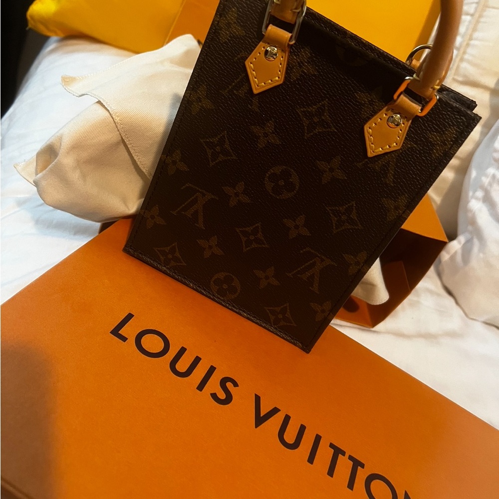 Louis Vuitton, designer bag, Crossbody